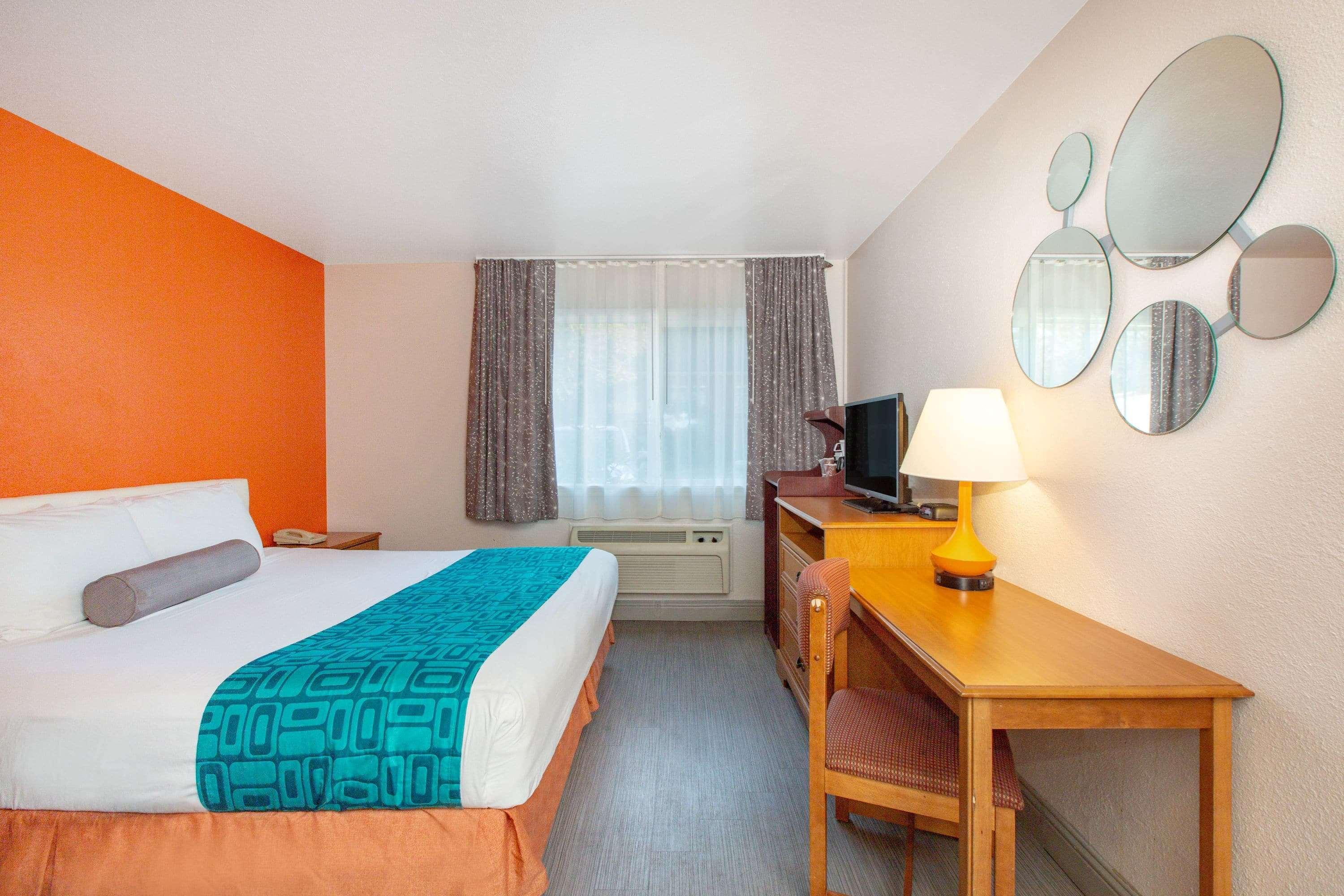 ฮาวเวิร์ด จอห์นสัน บาย วินด์แฮม ซาเลม Motel ภายนอก รูปภาพ