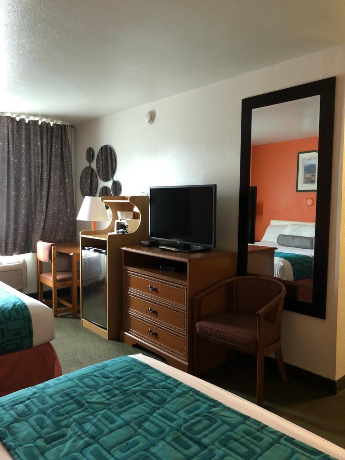 ฮาวเวิร์ด จอห์นสัน บาย วินด์แฮม ซาเลม Motel ภายนอก รูปภาพ