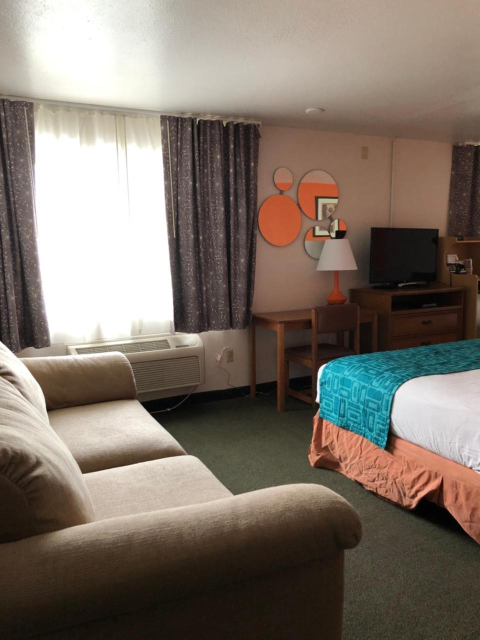 ฮาวเวิร์ด จอห์นสัน บาย วินด์แฮม ซาเลม Motel ภายนอก รูปภาพ