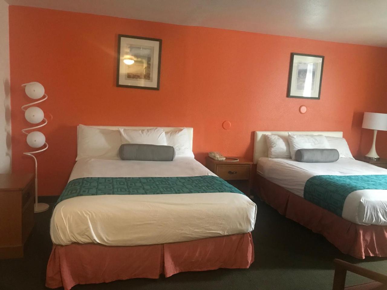 ฮาวเวิร์ด จอห์นสัน บาย วินด์แฮม ซาเลม Motel ภายนอก รูปภาพ