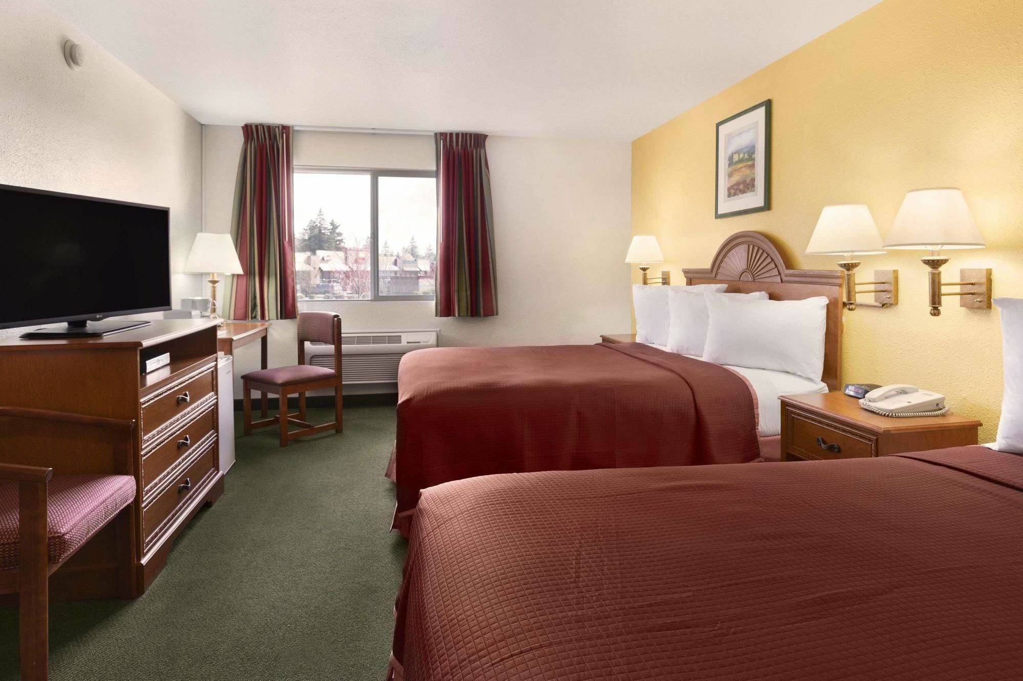 ฮาวเวิร์ด จอห์นสัน บาย วินด์แฮม ซาเลม Motel ภายนอก รูปภาพ