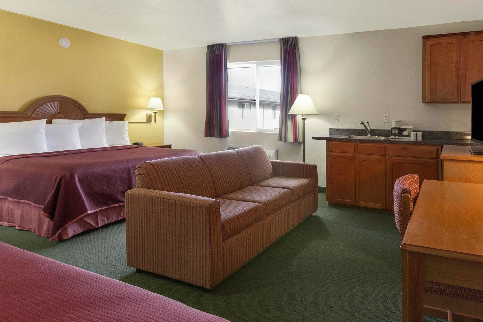 ฮาวเวิร์ด จอห์นสัน บาย วินด์แฮม ซาเลม Motel ภายนอก รูปภาพ